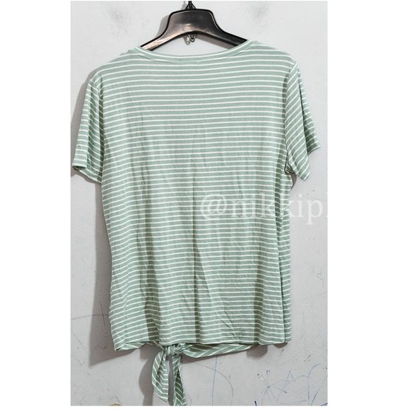 Matty  Ladies' V-Neck Tee Shirt Top Short Sleeve Lightweight - Picture 4 of 5